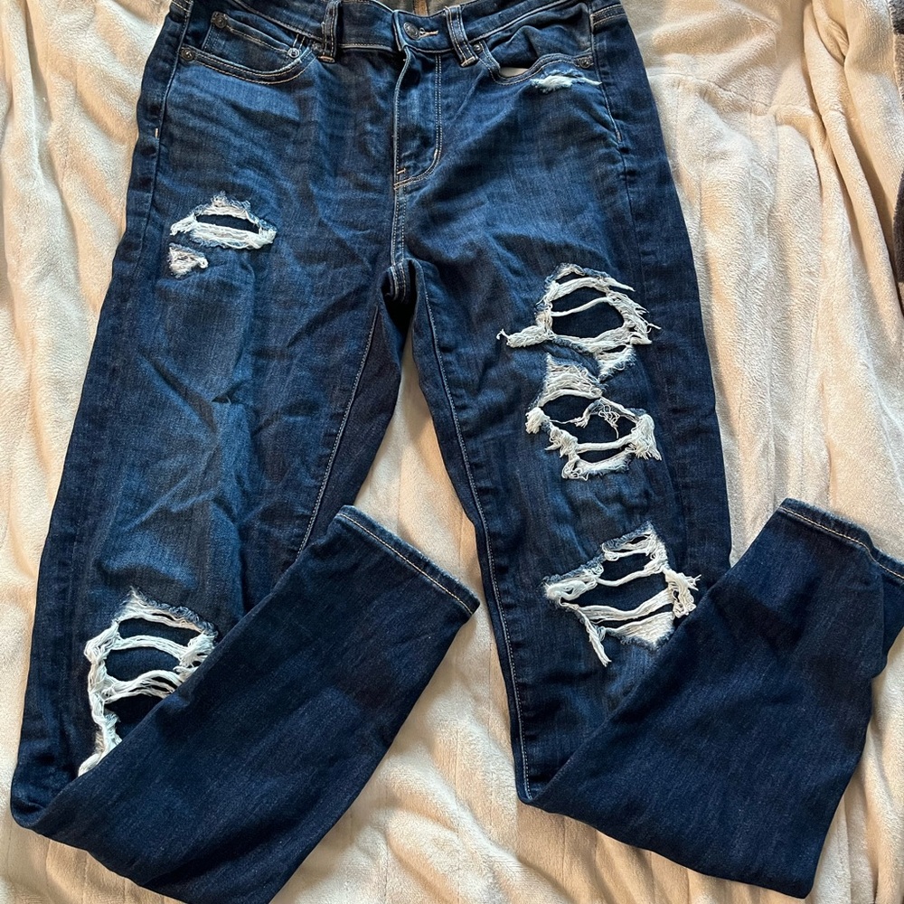 American Eagle Hi rise  Dark Blue Distressed Skinny Jeans